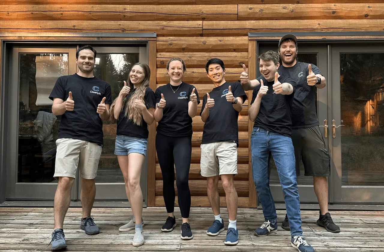 Clearly AI brand asset featured on clearly-ai.com