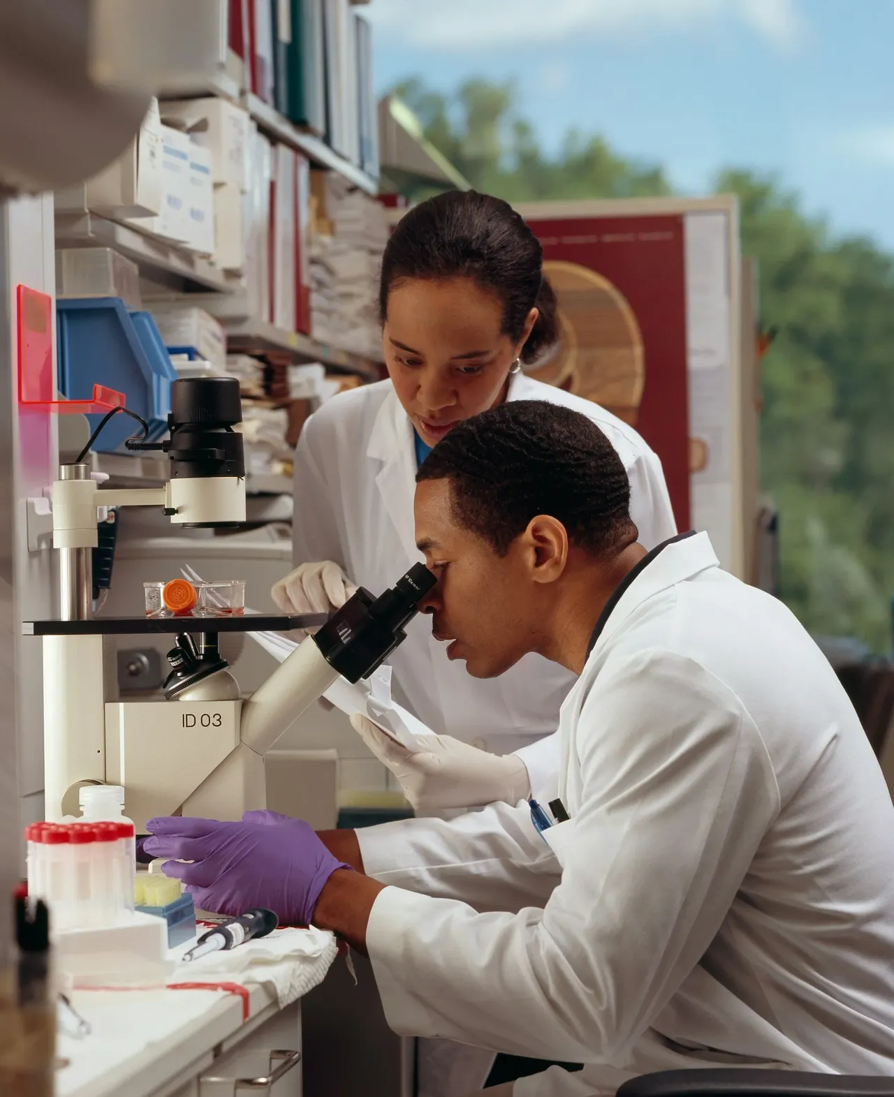 Data Driven Bioscience brand asset featured on datadrivenbioscience.com