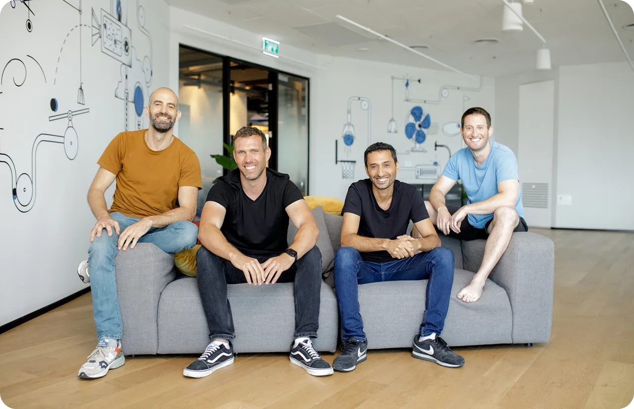 DualBird brand asset featured on dualbird.io