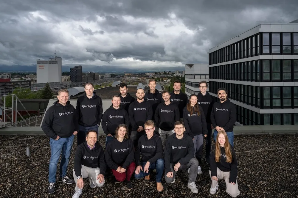 Enlightra brand asset featured on startupticker.ch