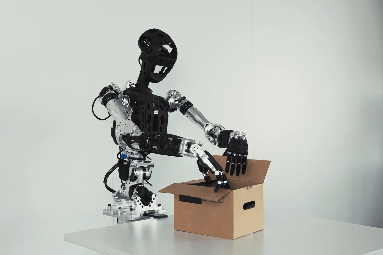 Flexion Robotics brand asset featured on flexion.ai