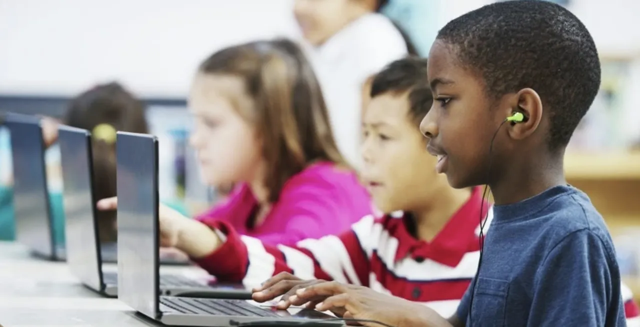 Glimpse K12 brand asset featured on glimpsek12.com