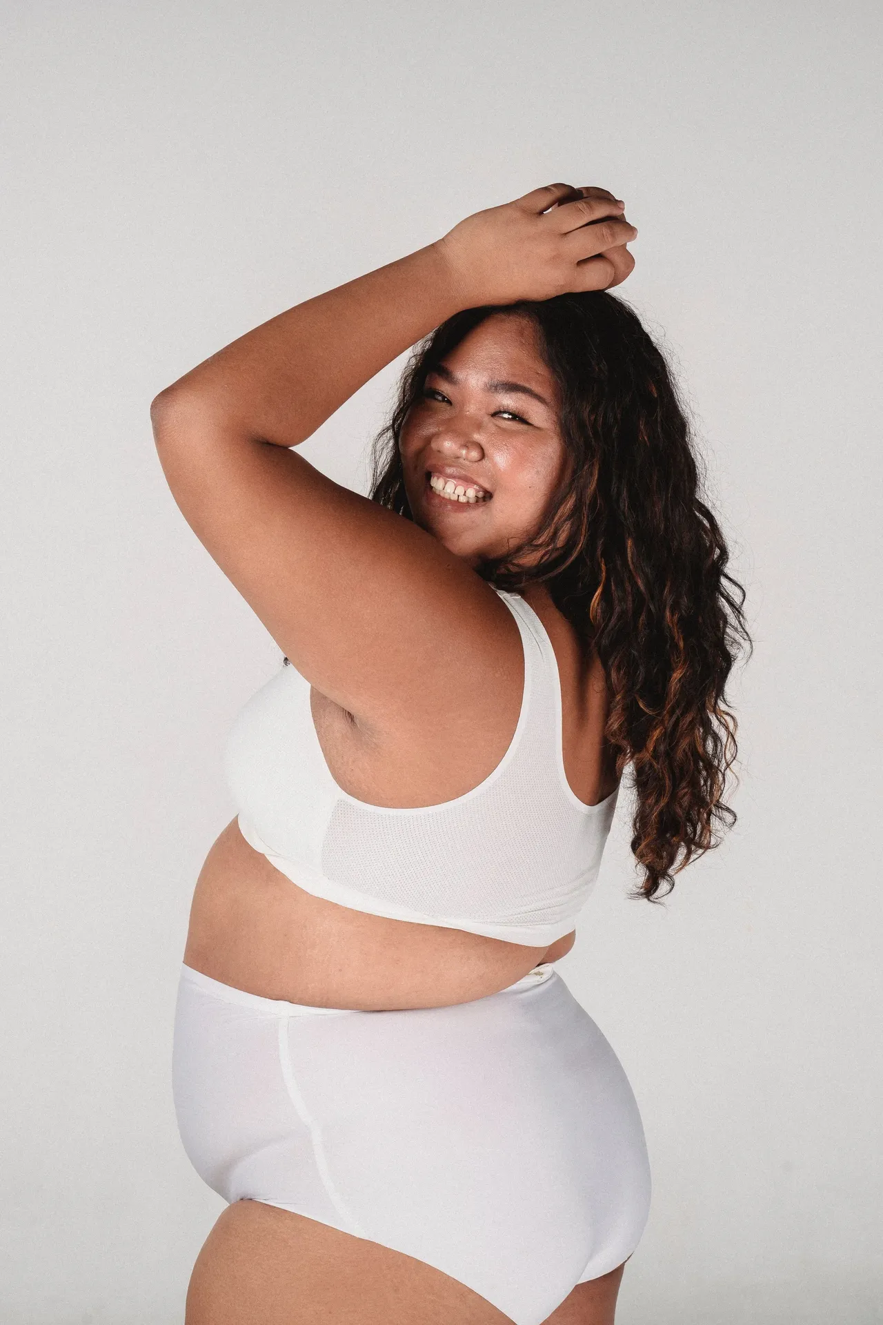 LunaJoy Health brand asset featured on hellolunajoy.com