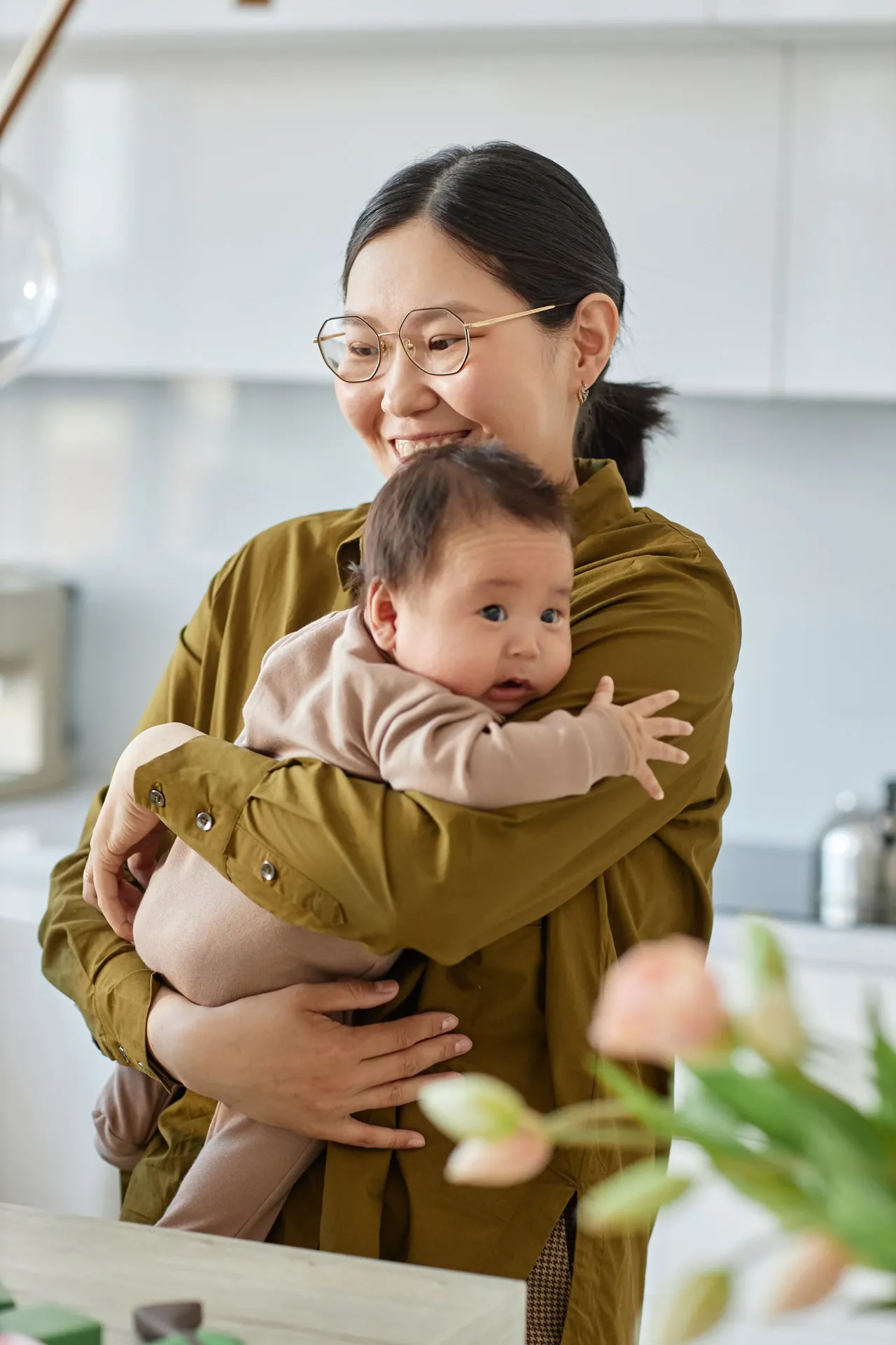 LunaJoy Health brand asset featured on hellolunajoy.com