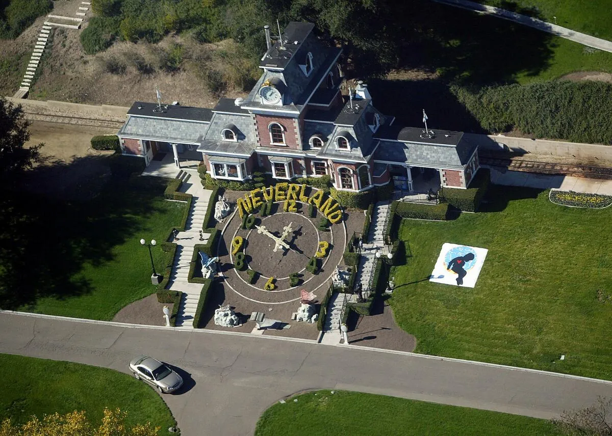 Neverland brand asset featured on latimes.com