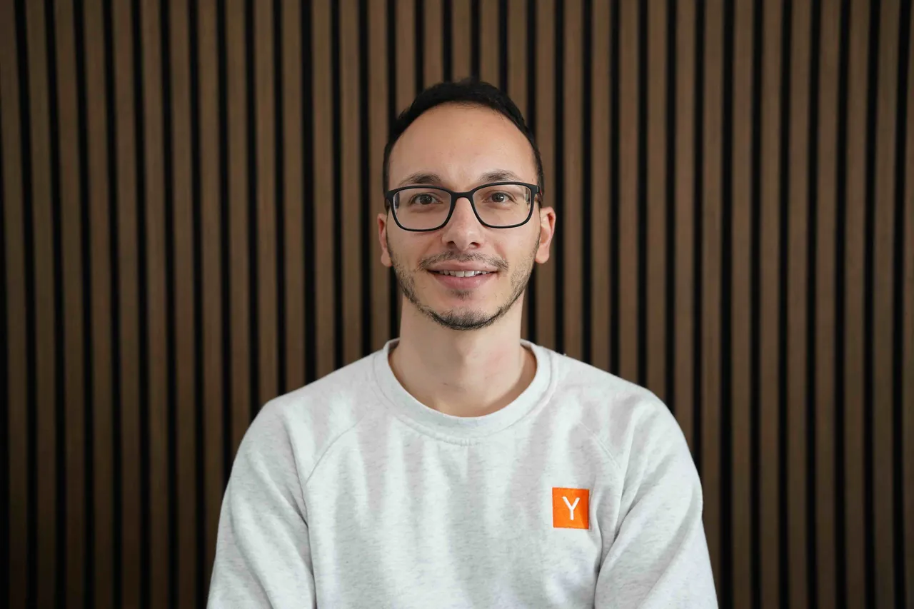 Roark brand asset featured on roark.ai