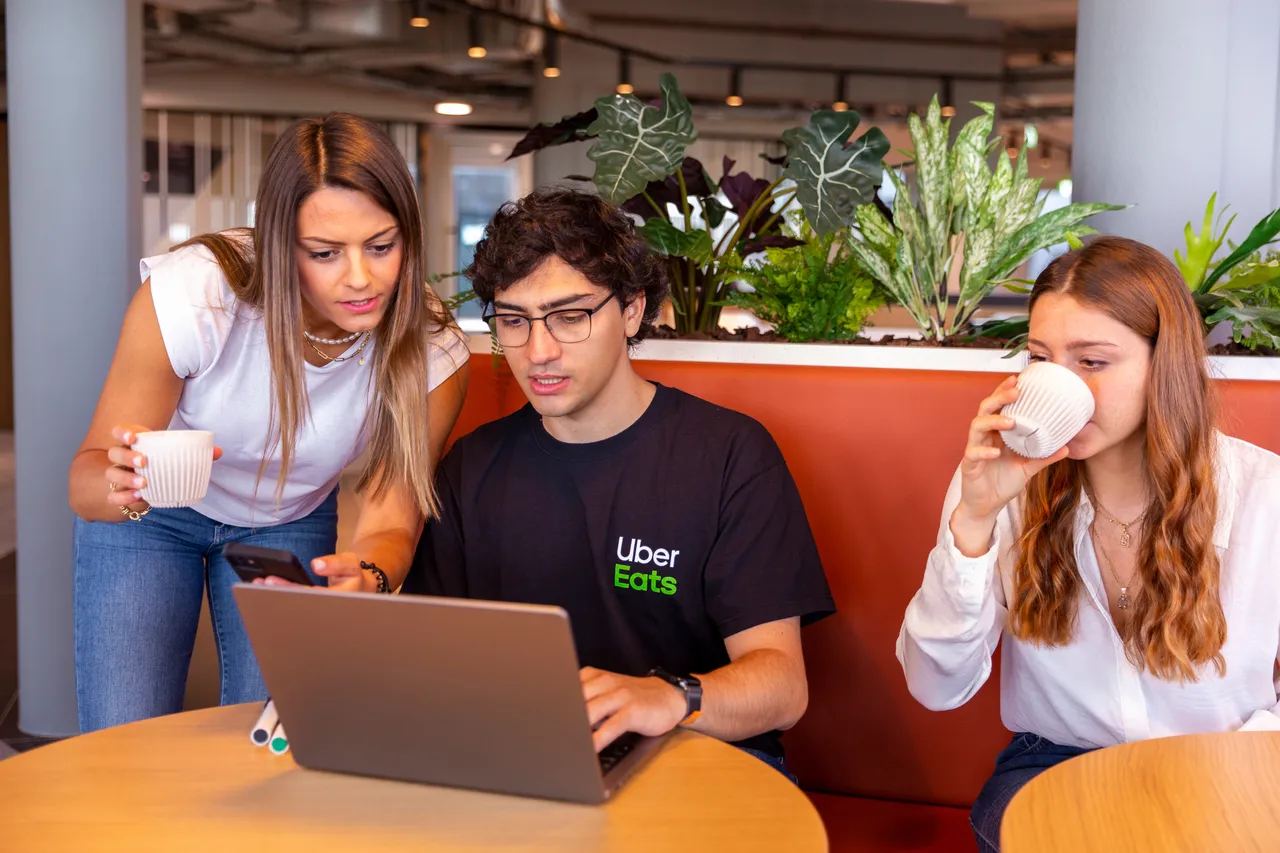 uber brand asset featured on jobs.uber.com