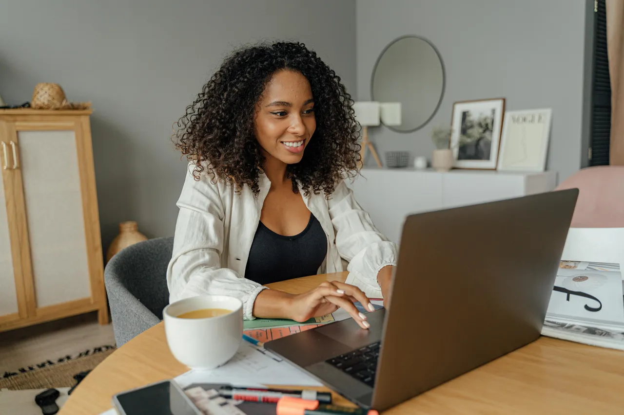 Venn brand asset featured on venn.ca
