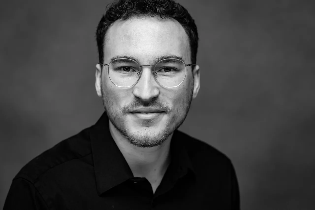 Vessel brand asset featured on vessel.dev